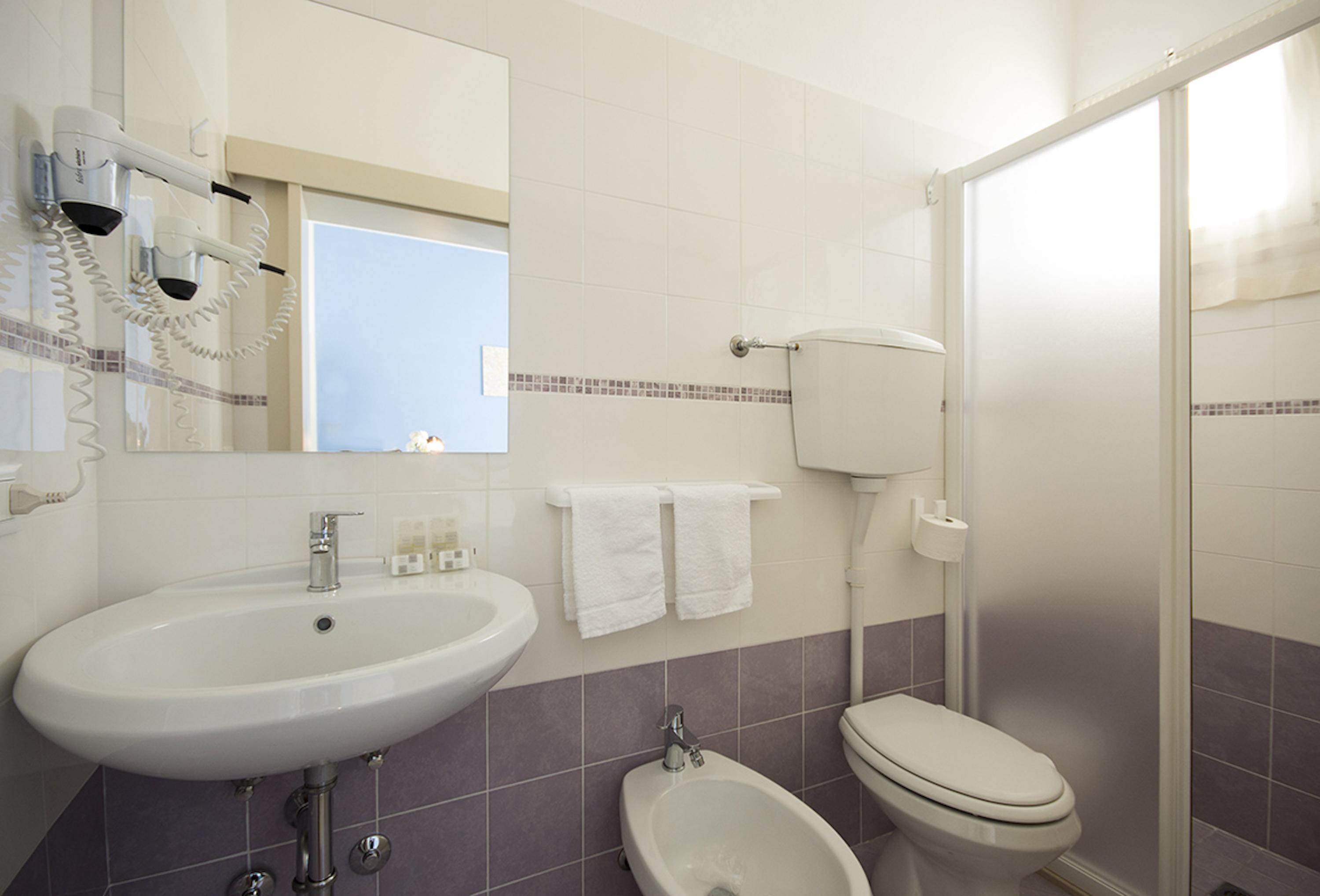 Hotel Milano Гатео а Маре Екстериор снимка